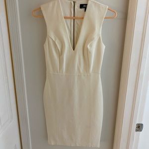 White LuLu’s cocktail dress (S)